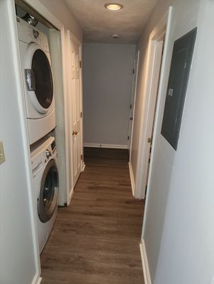 Interior, Recessed Lighting, Utility Closets, Washer, Wood Texture Flooring
