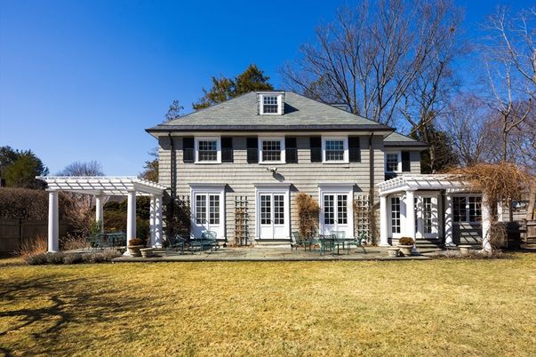 Backyard, Exterior, Facade, Georgian