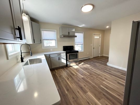 Interior, Kitchen, Recessed Lighting, Wood Texture Flooring