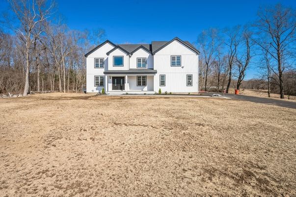 Backyard, Exterior, Facade, Farmhouse