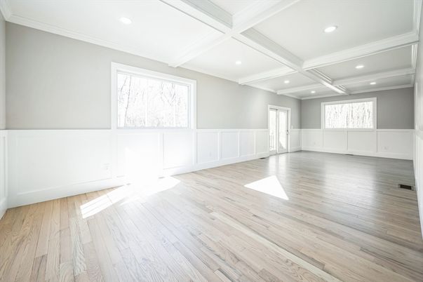 Empty room, Interior, Recessed Lighting, Wood Texture Flooring