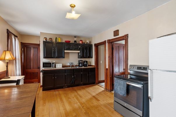 Interior, Kitchen, Stainless Steel Appliances, Wood Texture Flooring
