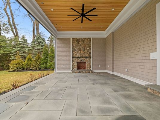 Exterior, Fireplace