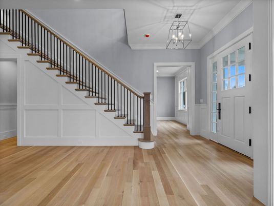 Interior, Pendant Lights, Wood Texture Flooring