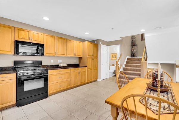 Dining room, Interior, Kitchen, Recessed Lighting