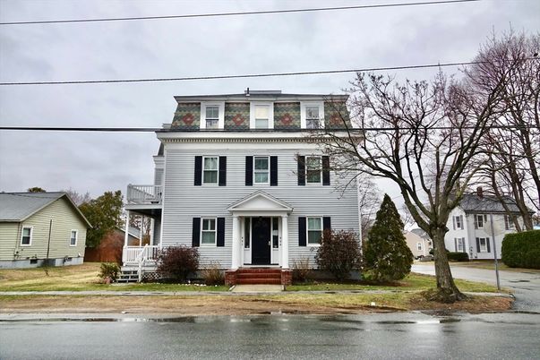 Exterior, Facade, Georgian