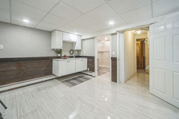 Interior, Kitchen, Recessed Lighting