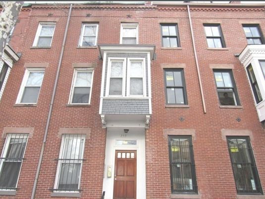Exterior, Facade, Brick Facade, Rowhouse