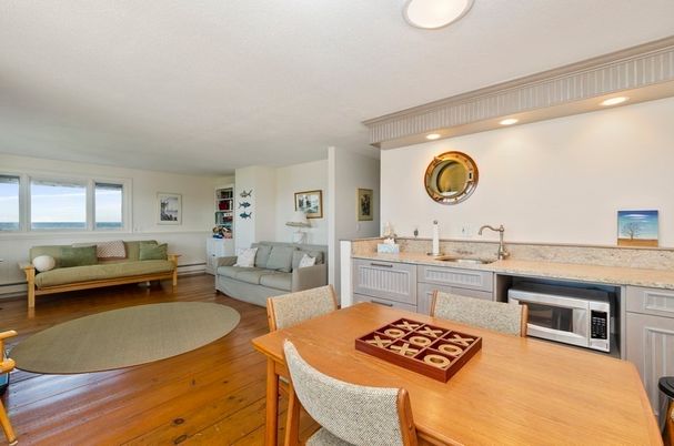 Dining room, Interior, Living room, Recessed Lighting, Wood Texture Flooring