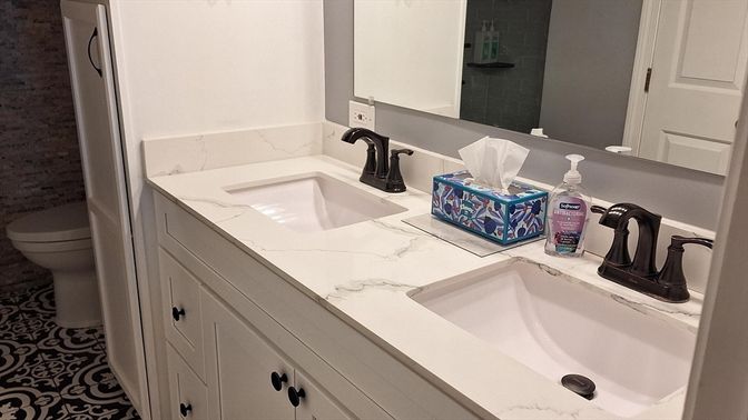 Bathroom, Dual Sink Vanities, Interior