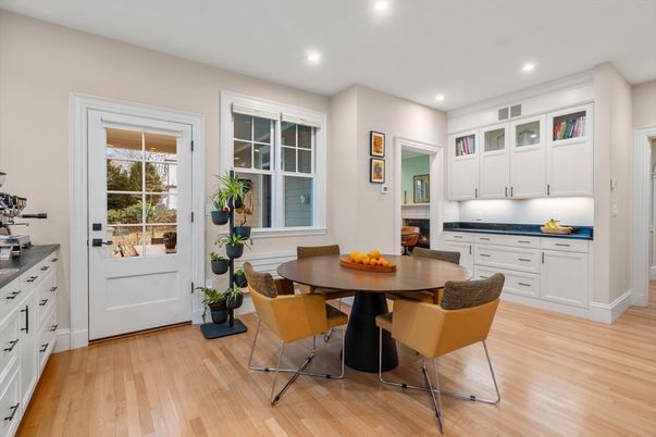 Dining room, Interior, Kitchen, Recessed Lighting, Wood Texture Flooring