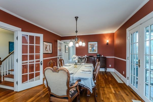 Chandelier, Dining room, Interior, Pendant Lights, Wood Texture Flooring