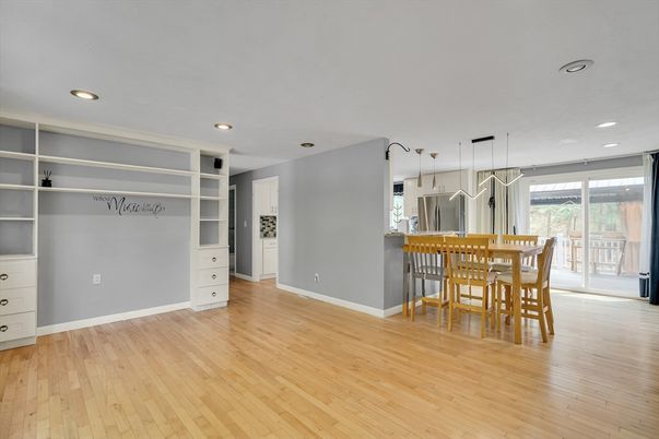 Dining room, Interior, Pendant Lights, Recessed Lighting, Wood Texture Flooring