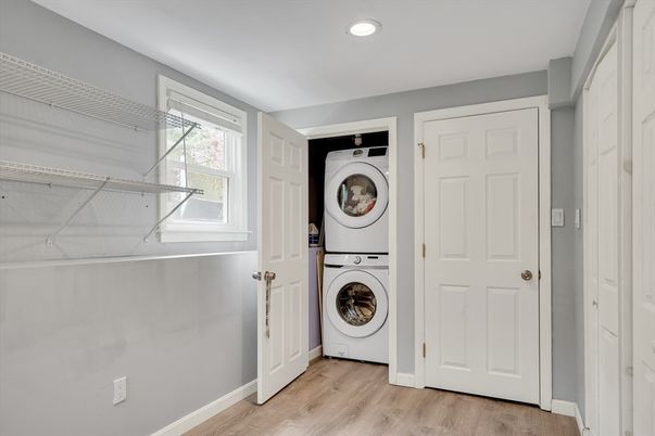 Interior, Recessed Lighting, Utility Closets, Washer, Wood Texture Flooring