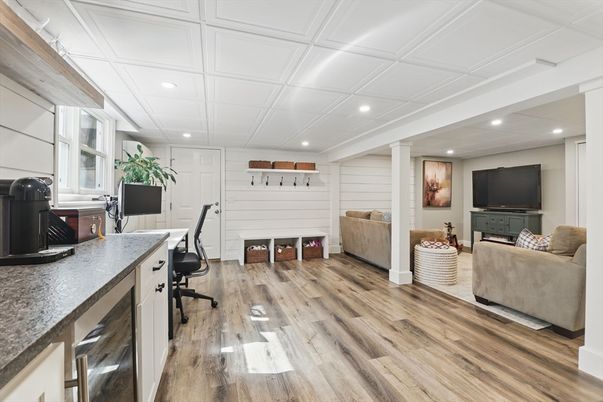 Home Office, Interior, Recessed Lighting, Wood Texture Flooring