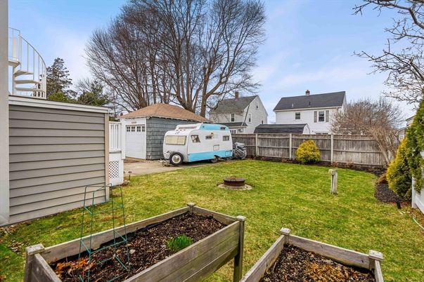 Backyard, Detached Garage, Exterior