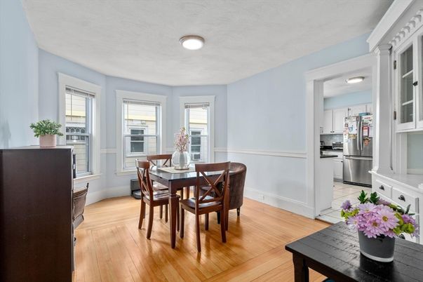 Dining room, Interior, Kitchen, Stainless Steel Appliances, Wood Texture Flooring