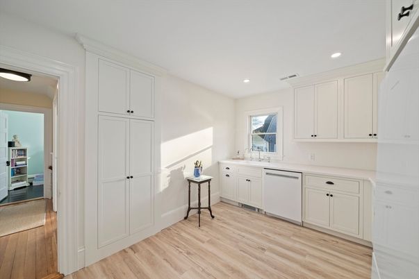 Interior, Kitchen, Recessed Lighting, Wood Texture Flooring