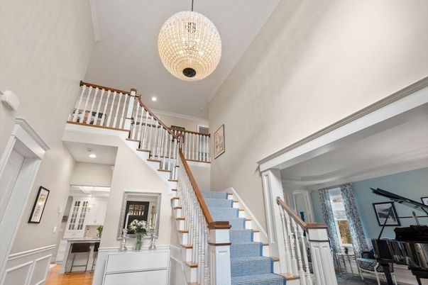Chandelier, Interior, Piano, Recessed Lighting, Wood Texture Flooring