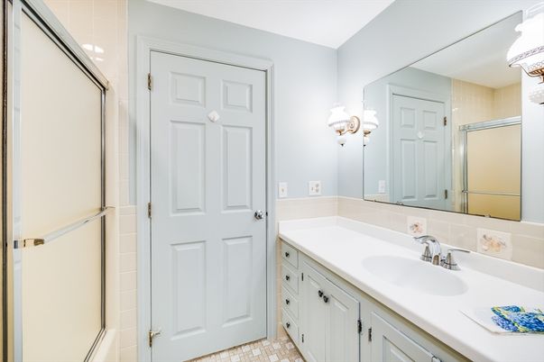 Bathroom, Dual Sink Vanities, Glass Shower, Interior