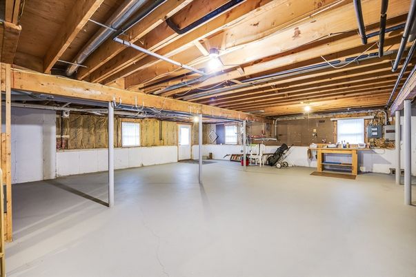 Fitness Equipment, Interior, Wooden Beams, Wooden Ceilings