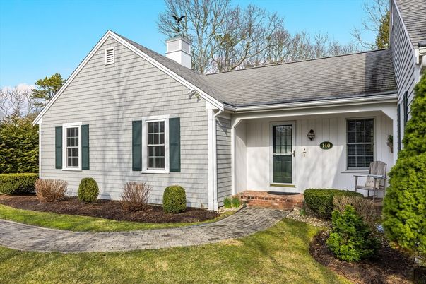 Exterior, Facade, Cape Cod