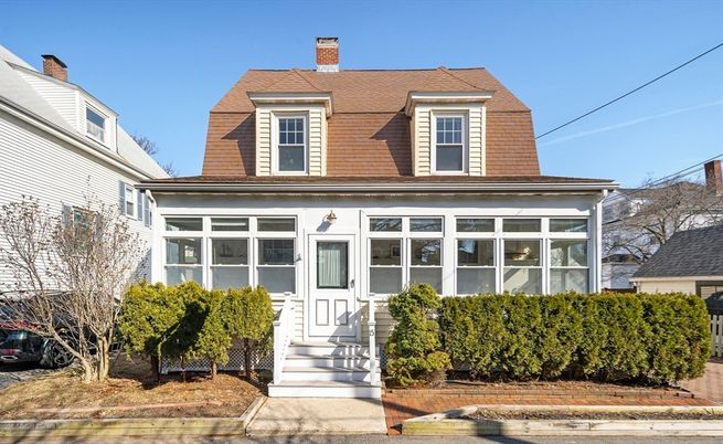 Exterior, Facade, Cape Cod