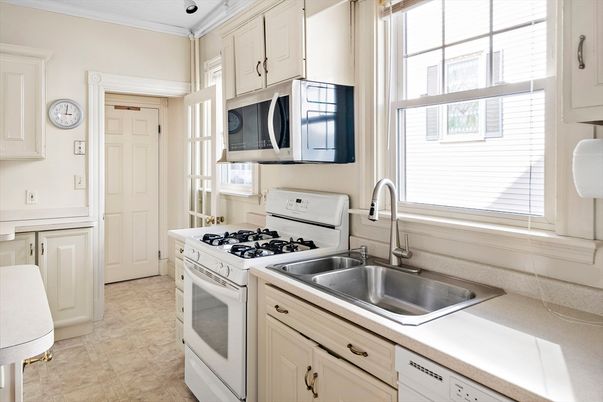 Interior, Kitchen