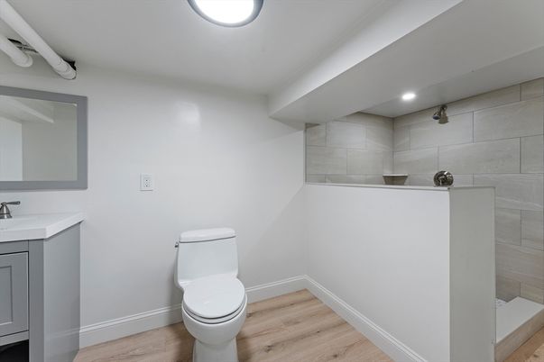 Bathroom, Interior, Recessed Lighting, Wood Texture Flooring