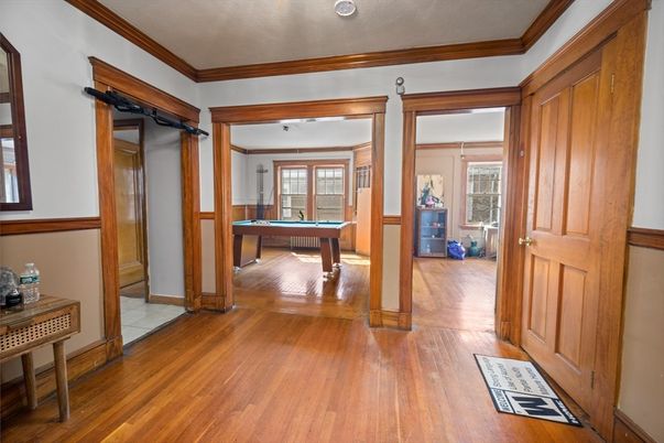 Billiard Table, Game Room, Interior, Wood Texture Flooring