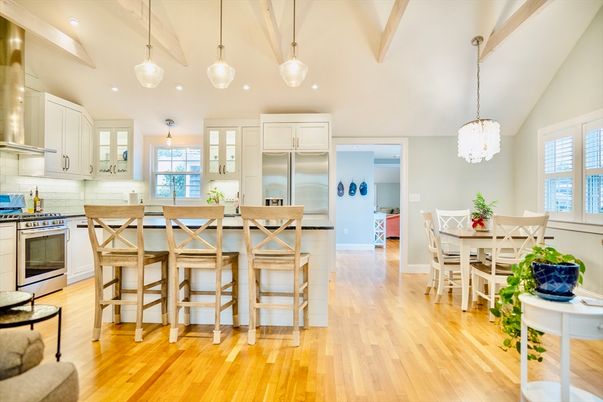Dining room, Interior, Kitchen, Pendant Lights, Recessed Lighting, Stainless Steel Appliances, Wood Texture Flooring