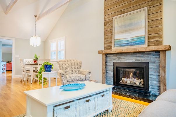 Dining room, Fireplace, Interior, Pendant Lights, Wood Texture Flooring