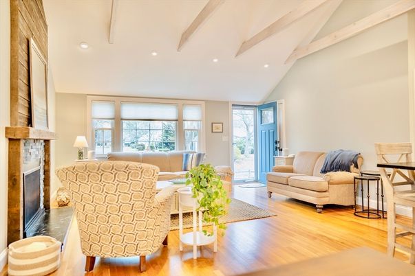 Fireplace, Interior, Living room, Recessed Lighting, Wooden Beams, Wood Texture Flooring