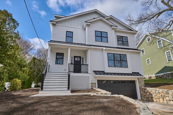 Attached, Exterior, Facade, Farmhouse