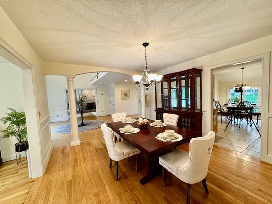 Chandelier, Dining room, Fireplace, Interior, Pendant Lights, Wood Texture Flooring