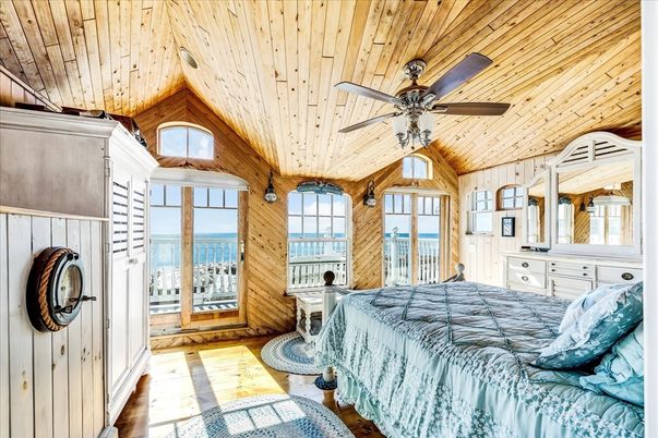Bedroom, Interior, Wooden Ceilings, Wood Texture Flooring, Wooden Walls