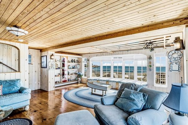 Interior, Living room, Water, Wooden Beams, Wooden Ceilings, Wood Texture Flooring