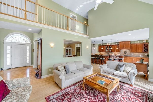 Interior, Kitchen, Living room, Pendant Lights, Recessed Lighting, Wood Texture Flooring