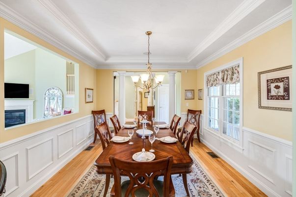 Chandelier, Dining room, Fireplace, Interior, Wood Texture Flooring