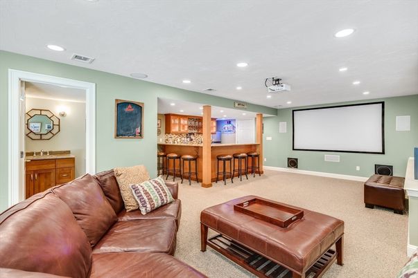 Interior, Projection Screen, Recessed Lighting, Theatre Room