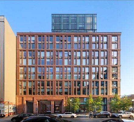 Exterior, Facade, Chicago School