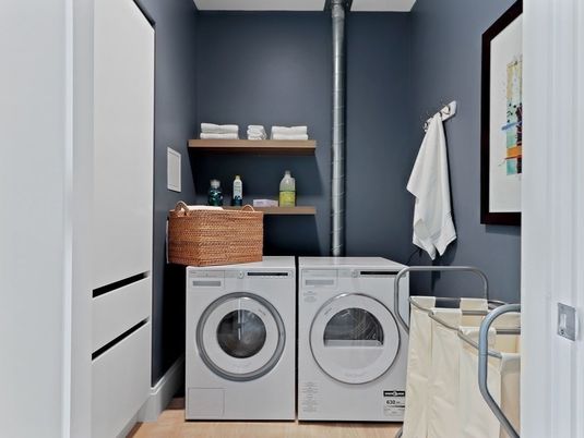 Interior, Washer, Wood Texture Flooring
