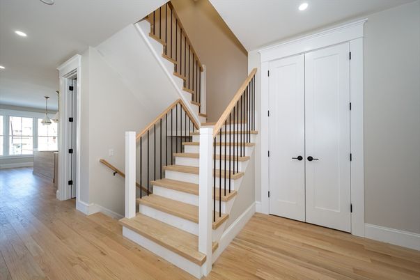 Interior, Pendant Lights, Recessed Lighting, Wood Texture Flooring