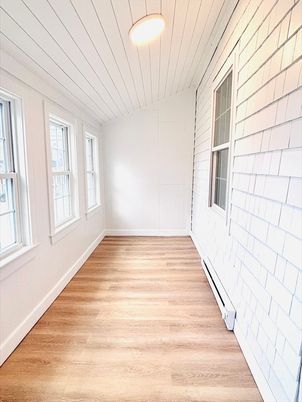 Empty room, Interior, Pendant Lights, Wood Texture Flooring