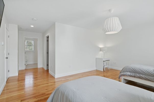 Bedroom, Interior, Pendant Lights, Recessed Lighting, Wood Texture Flooring