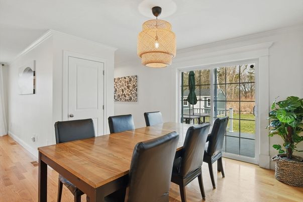Chandelier, Dining room, Interior, Pendant Lights, Wood Texture Flooring