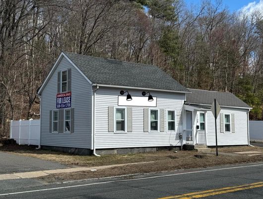 Exterior, Facade, Cape Cod