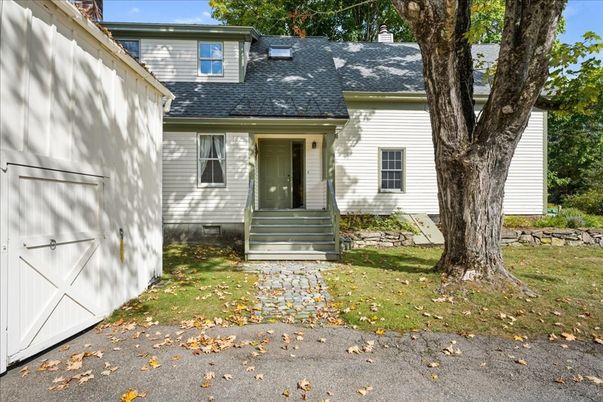 Exterior, Facade, Cape Cod