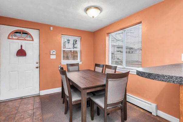Dining room, Interior