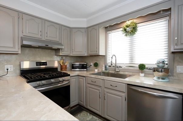 Interior, Kitchen, Stainless Steel Appliances